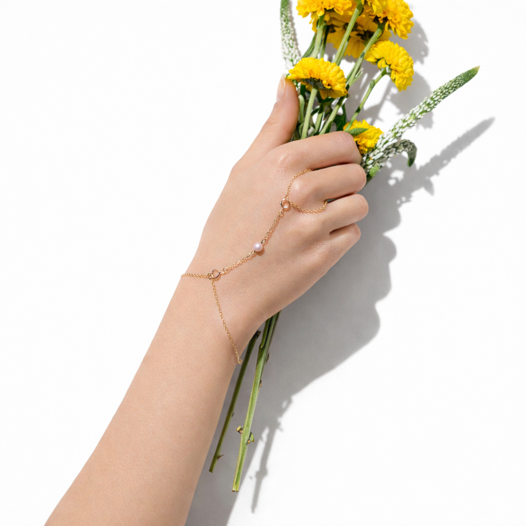 Hand Chain Single Pearl